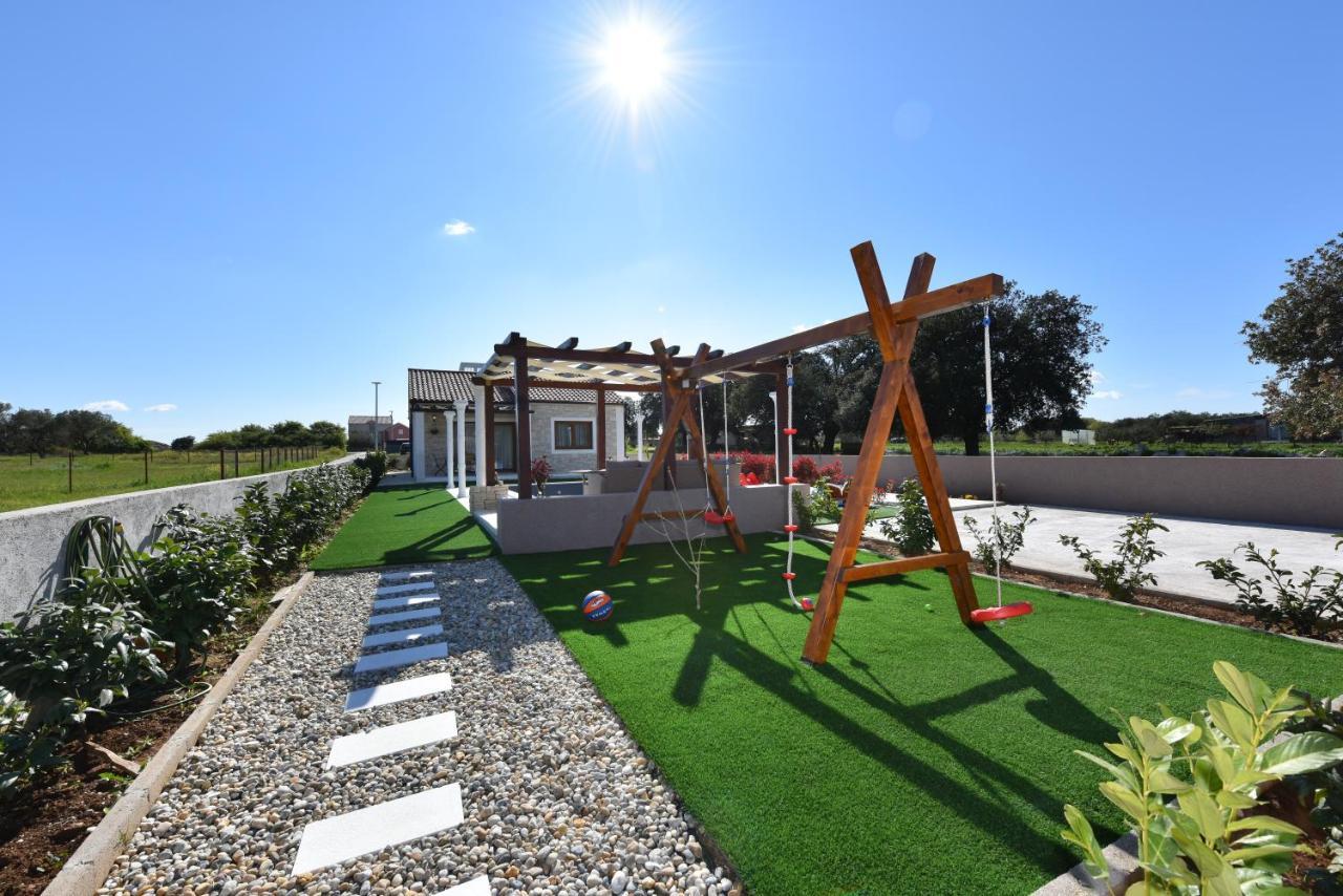 Villa Aldonna 比比涅 外观 照片