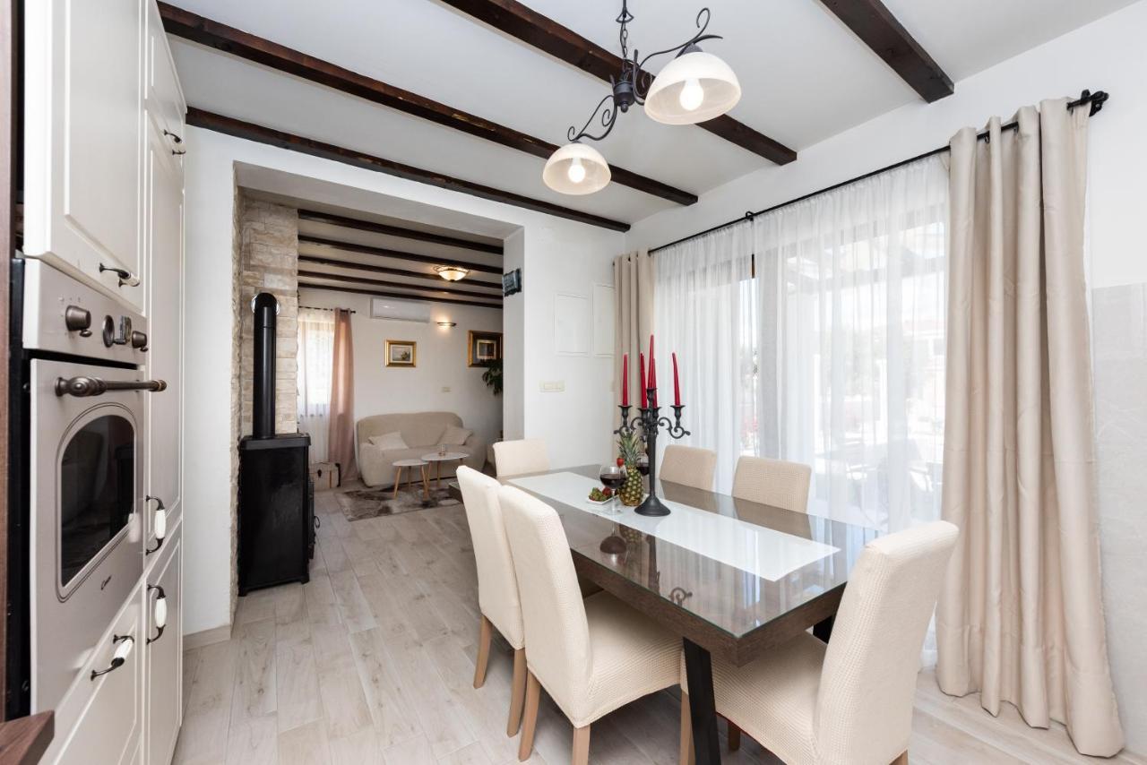 Villa Aldonna 比比涅 外观 照片
