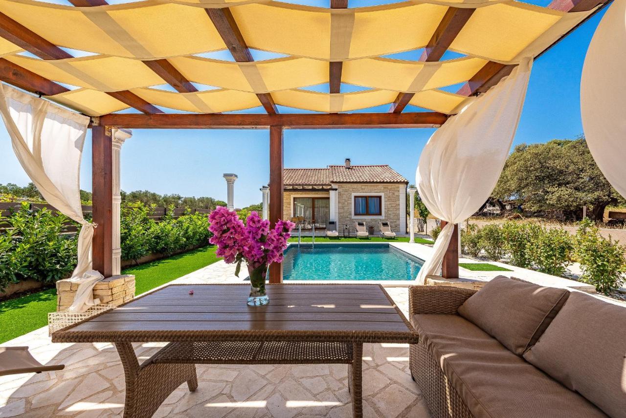 Villa Aldonna 比比涅 外观 照片