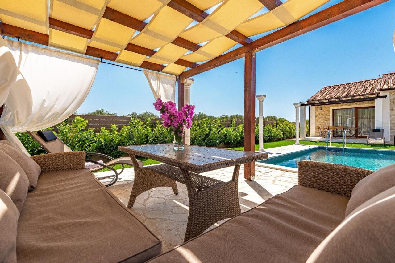 Villa Aldonna 比比涅 外观 照片