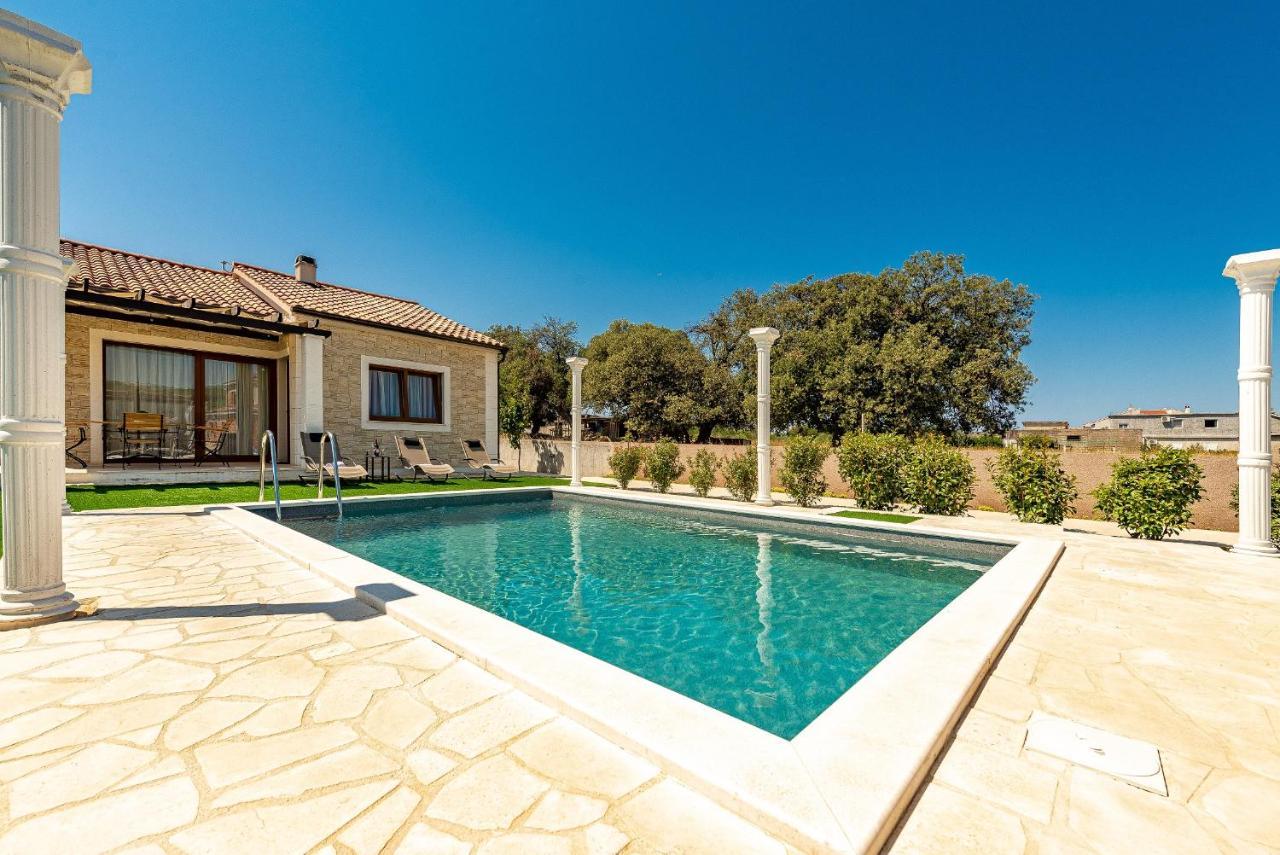 Villa Aldonna 比比涅 外观 照片