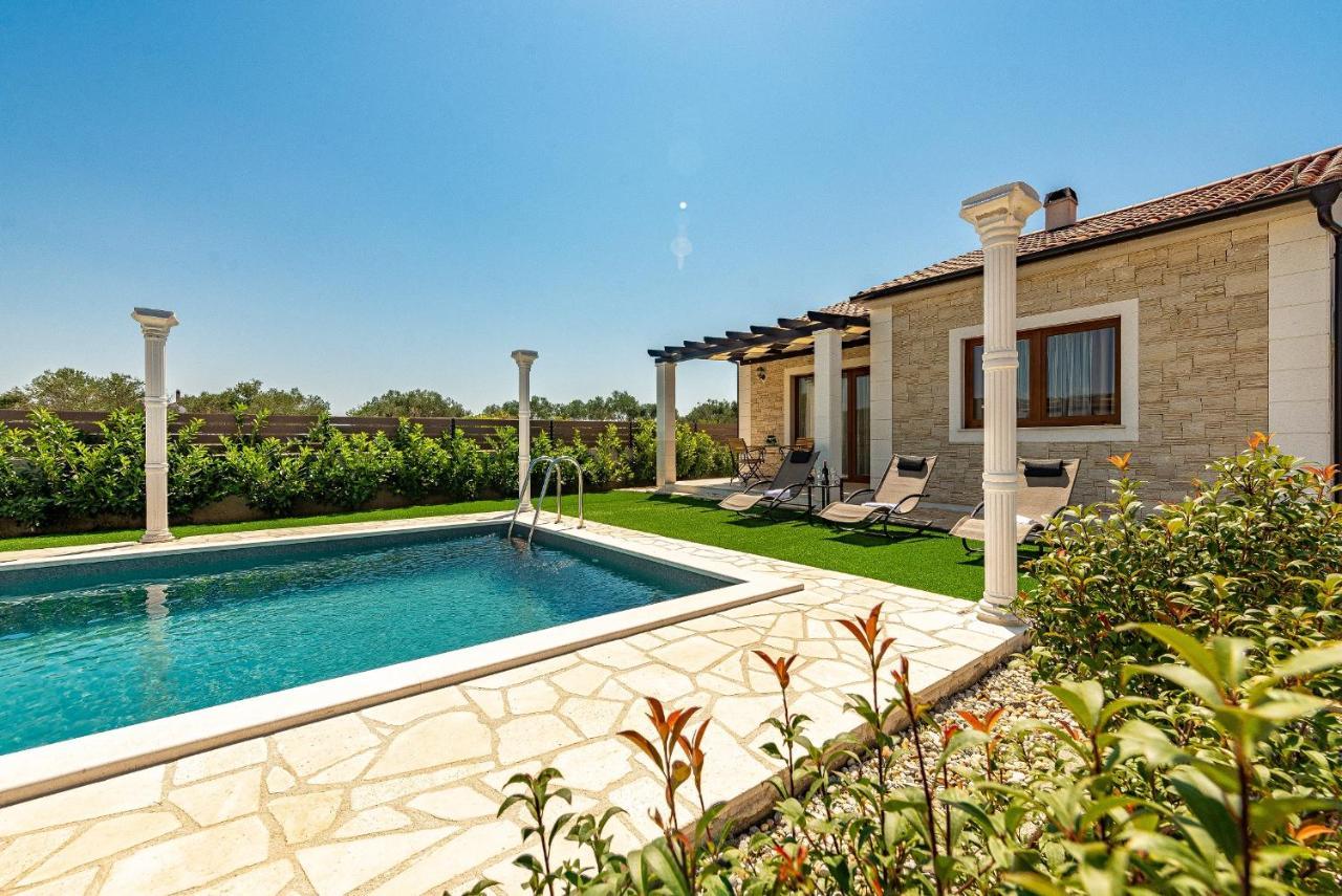 Villa Aldonna 比比涅 外观 照片